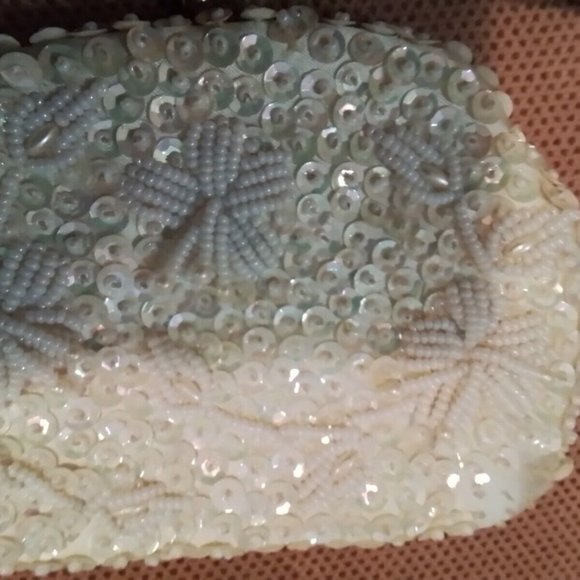 Small Change Purce Imbroded Apple Blossoms Cream Vintage Perfect Condition P3 - Picture 4 of 4